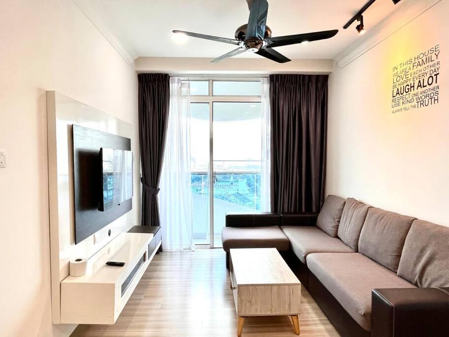 Concept Suite 05 @ The Wave Residence Tranquerah Экстерьер фото