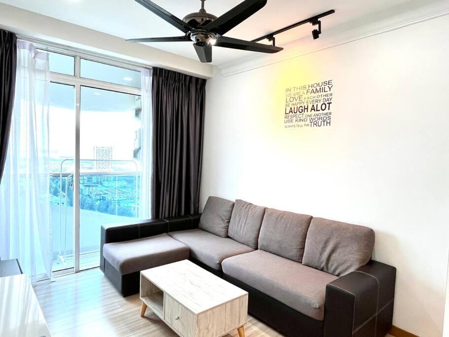 Concept Suite 05 @ The Wave Residence Tranquerah Экстерьер фото